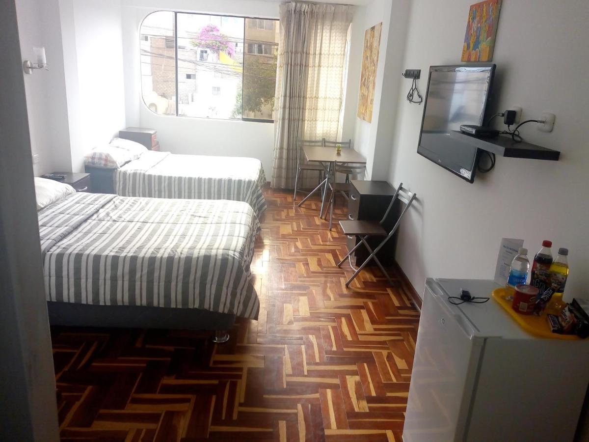 Peruvian Family Hostal Miraflores ليما المظهر الخارجي الصورة